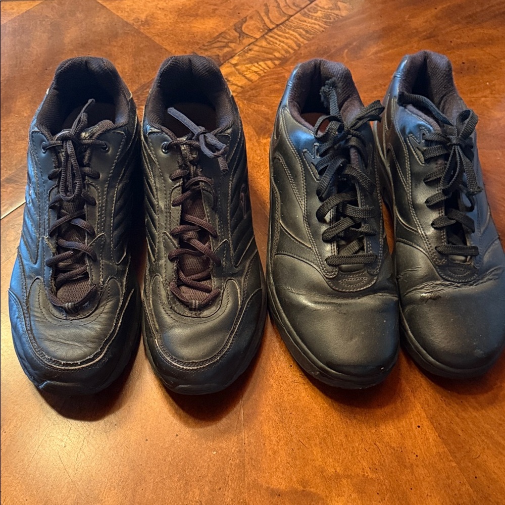 Men's Black Athletic Shoes